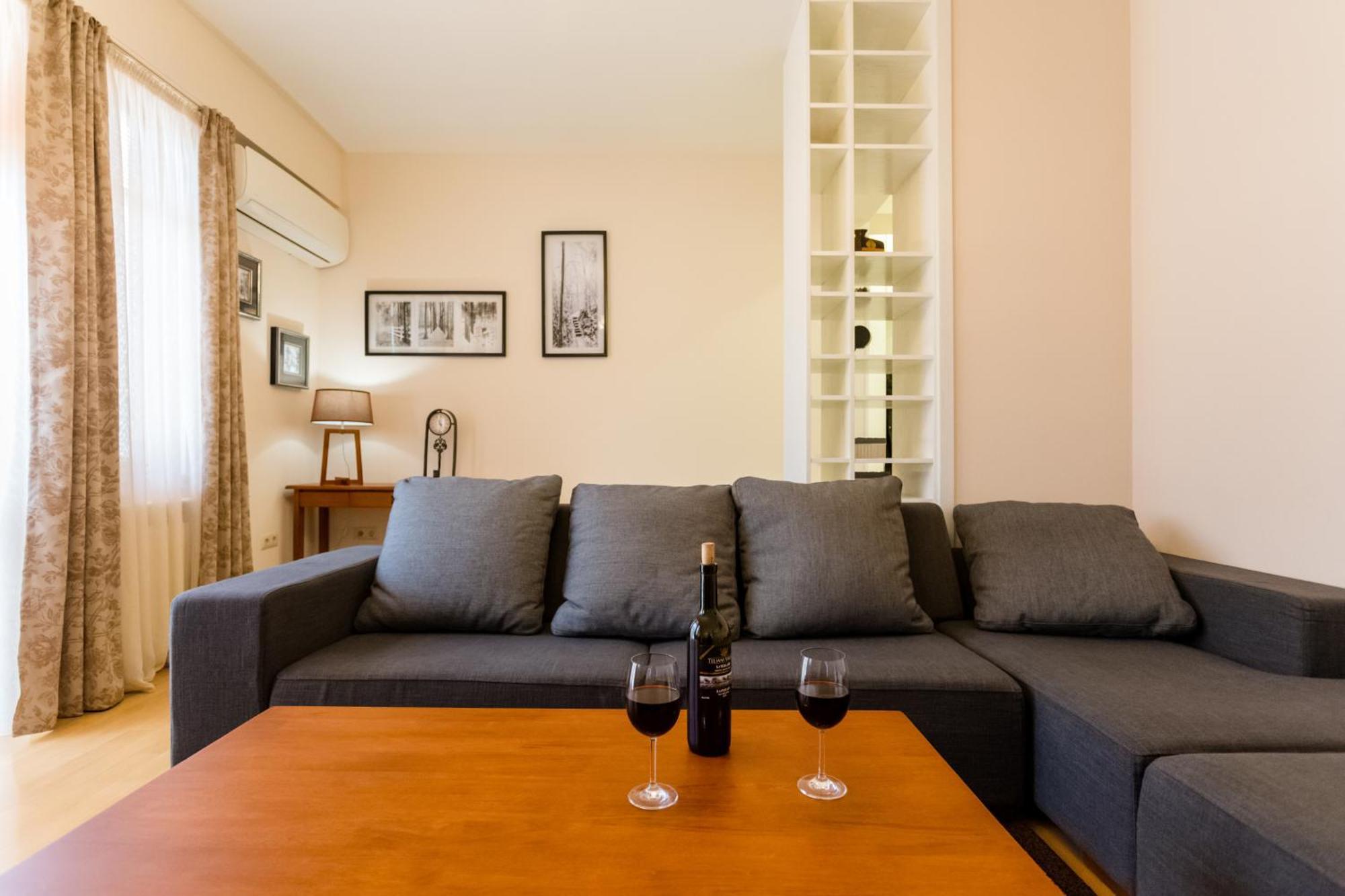 Serviced Apartment On Rustaveli Avenue 16 Tbilisi Exterior foto